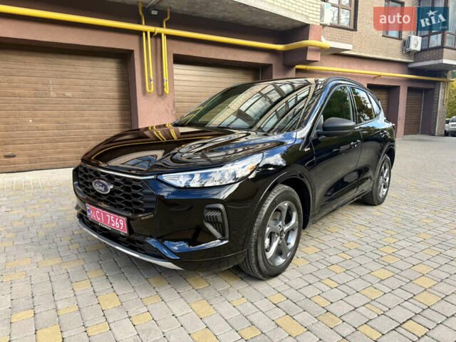 Черный Форд Эскейп, объемом двигателя 2.5 л и пробегом 14 тыс. км за 27500 $, фото 1 на Automoto.ua