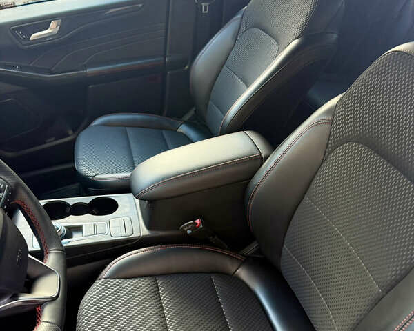 Черный Форд Эскейп, объемом двигателя 2.5 л и пробегом 14 тыс. км за 27500 $, фото 26 на Automoto.ua