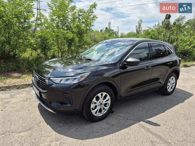 Черный Форд Эскейп, объемом двигателя 1.5 л и пробегом 8 тыс. км за 21900 $, фото 8 на Automoto.ua