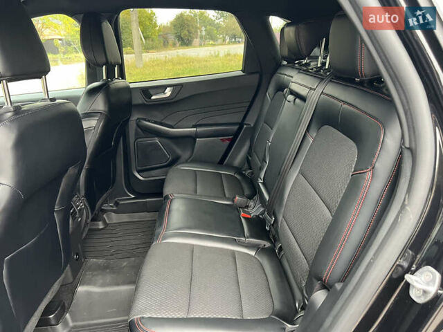 Черный Форд Эскейп, объемом двигателя 1.5 л и пробегом 10 тыс. км за 23900 $, фото 37 на Automoto.ua
