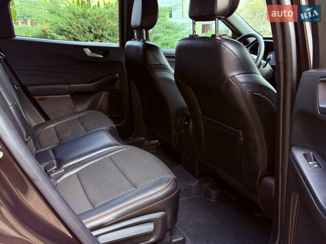 Фіолетовий Форд Ескейп, об'ємом двигуна 2.5 л та пробігом 36 тис. км за 25200 $, фото 43 на Automoto.ua