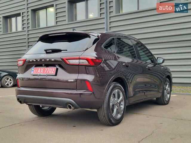 Фіолетовий Форд Ескейп, об'ємом двигуна 2.5 л та пробігом 36 тис. км за 26500 $, фото 2 на Automoto.ua