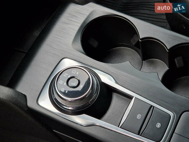 Фіолетовий Форд Ескейп, об'ємом двигуна 2.5 л та пробігом 36 тис. км за 25200 $, фото 56 на Automoto.ua