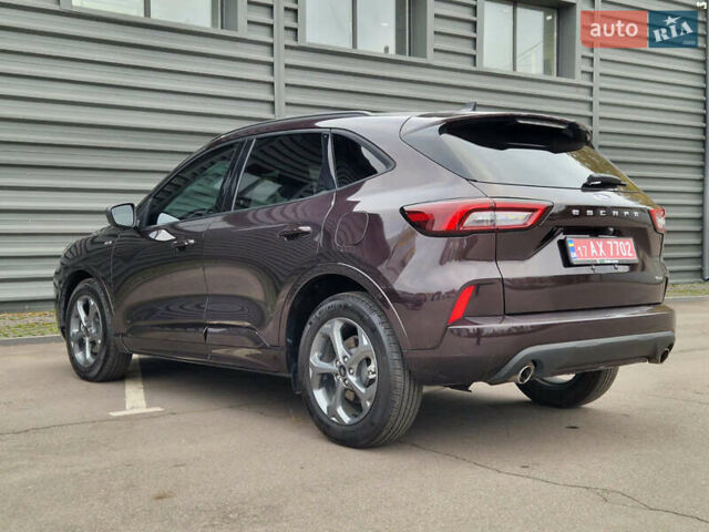 Фіолетовий Форд Ескейп, об'ємом двигуна 2.5 л та пробігом 36 тис. км за 26500 $, фото 3 на Automoto.ua