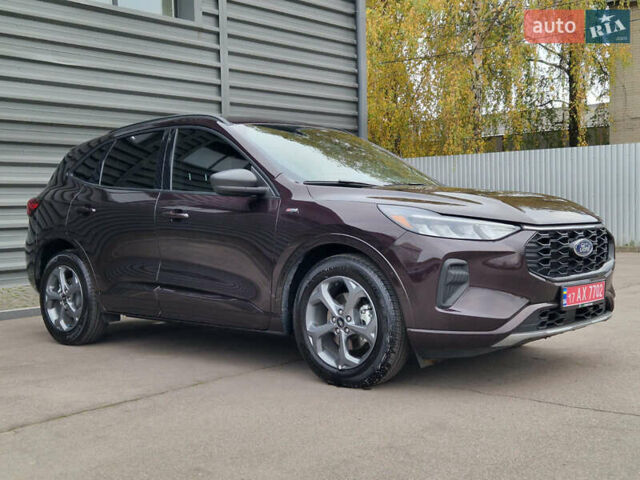 Фіолетовий Форд Ескейп, об'ємом двигуна 2.5 л та пробігом 36 тис. км за 26500 $, фото 1 на Automoto.ua