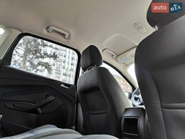 Коричневий Форд Ескейп, об'ємом двигуна 1.6 л та пробігом 212 тис. км за 8490 $, фото 61 на Automoto.ua