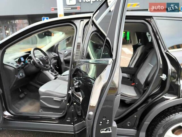 Коричневий Форд Ескейп, об'ємом двигуна 1.6 л та пробігом 212 тис. км за 8490 $, фото 6 на Automoto.ua