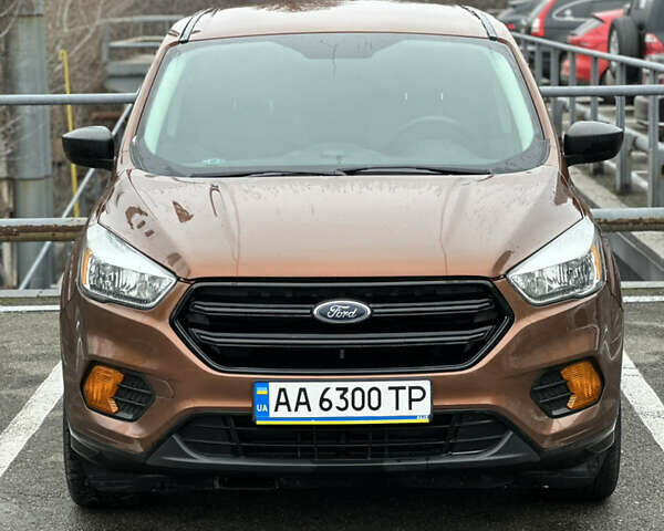 Коричневый Форд Эскейп, объемом двигателя 2.49 л и пробегом 180 тыс. км за 12999 $, фото 1 на Automoto.ua