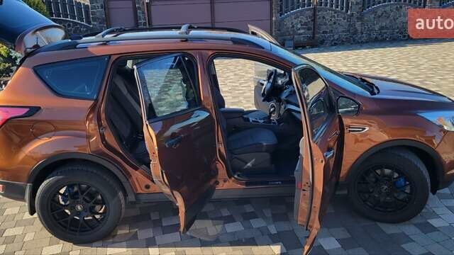 Коричневый Форд Эскейп, объемом двигателя 2.49 л и пробегом 260 тыс. км за 15300 $, фото 29 на Automoto.ua