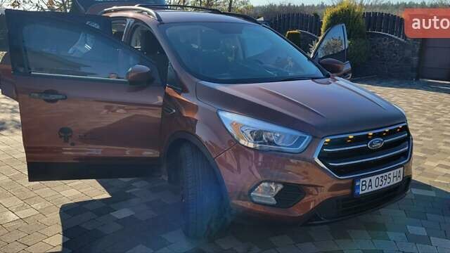 Коричневый Форд Эскейп, объемом двигателя 2.49 л и пробегом 260 тыс. км за 15300 $, фото 10 на Automoto.ua