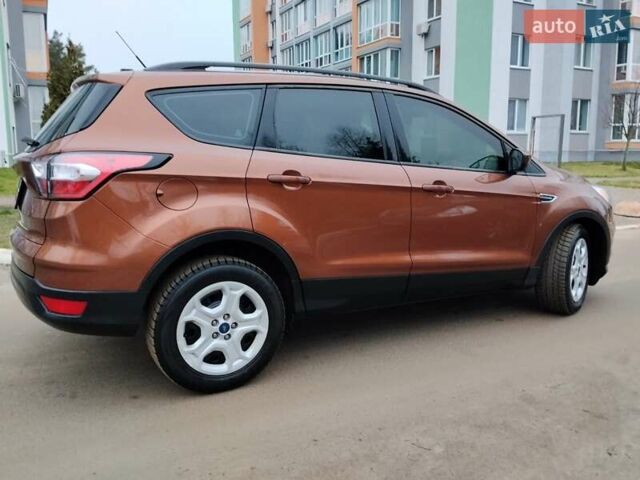 Коричневый Форд Эскейп, объемом двигателя 2.49 л и пробегом 105 тыс. км за 13900 $, фото 2 на Automoto.ua