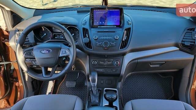 Коричневый Форд Эскейп, объемом двигателя 2.49 л и пробегом 260 тыс. км за 15300 $, фото 21 на Automoto.ua