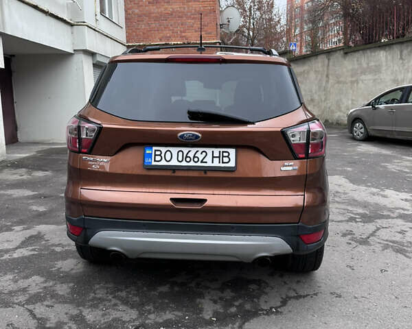 Коричневый Форд Эскейп, объемом двигателя 2 л и пробегом 118 тыс. км за 15900 $, фото 3 на Automoto.ua