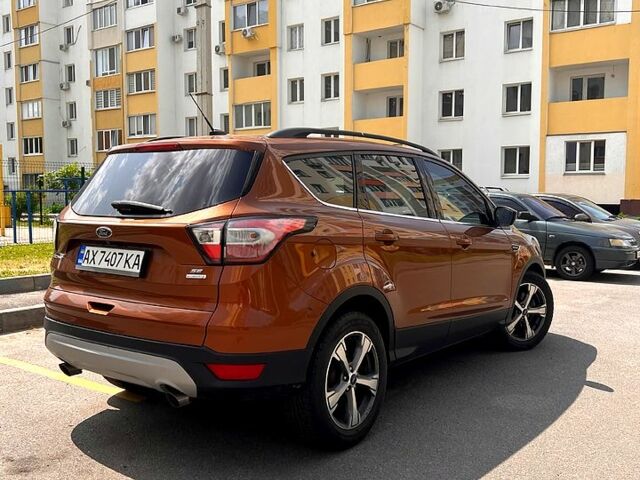 Форд Эскейп 2016 в Харькове на Automoto.ua Коричневый Форд Эскейп, объемом двигателя 2 л и пробегом 131 тыс. км за 11500 $, фото 3 на Automoto.ua