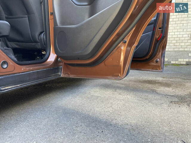 Коричневый Форд Эскейп, объемом двигателя 2.49 л и пробегом 240 тыс. км за 12800 $, фото 11 на Automoto.ua