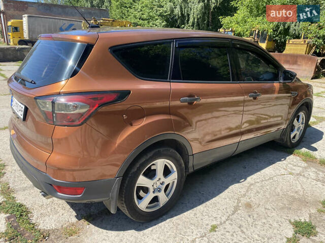 Коричневый Форд Эскейп, объемом двигателя 2.49 л и пробегом 240 тыс. км за 12800 $, фото 7 на Automoto.ua