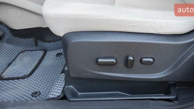 Коричневый Форд Эскейп, объемом двигателя 2 л и пробегом 140 тыс. км за 14000 $, фото 43 на Automoto.ua