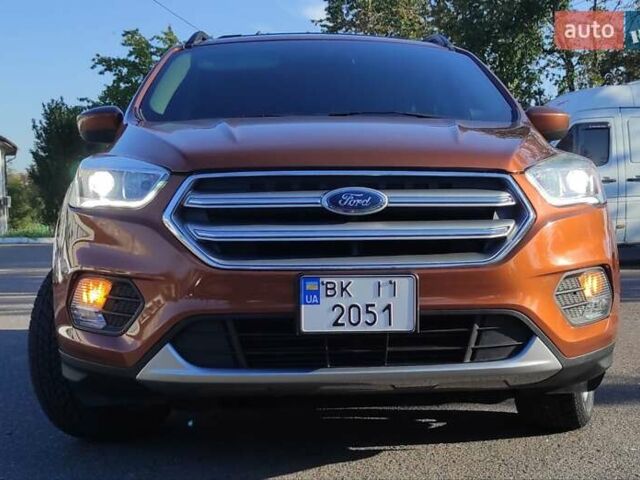 Коричневый Форд Эскейп, объемом двигателя 2 л и пробегом 140 тыс. км за 14000 $, фото 19 на Automoto.ua
