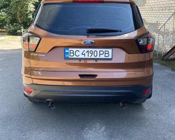 Коричневый Форд Эскейп, объемом двигателя 2.49 л и пробегом 240 тыс. км за 12800 $, фото 5 на Automoto.ua