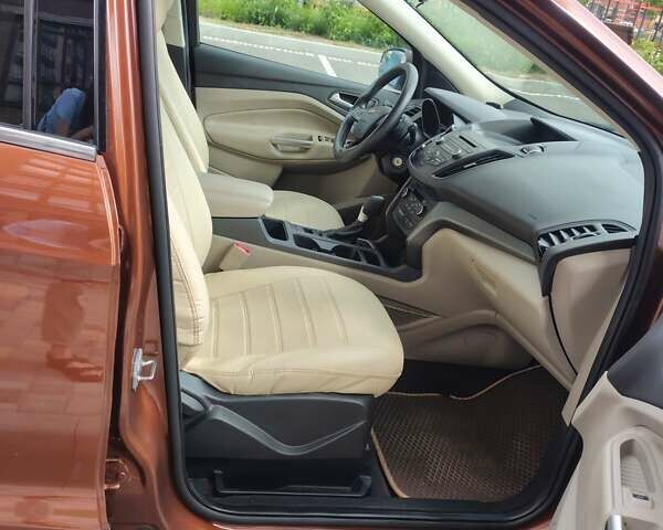 Коричневий Форд Ескейп, об'ємом двигуна 2 л та пробігом 123 тис. км за 14500 $, фото 7 на Automoto.ua