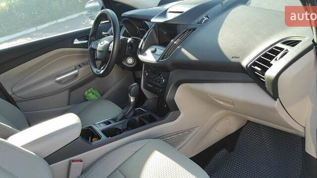 Коричневый Форд Эскейп, объемом двигателя 2 л и пробегом 140 тыс. км за 14000 $, фото 32 на Automoto.ua