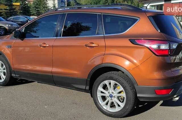 Коричневый Форд Эскейп, объемом двигателя 2 л и пробегом 140 тыс. км за 14000 $, фото 12 на Automoto.ua