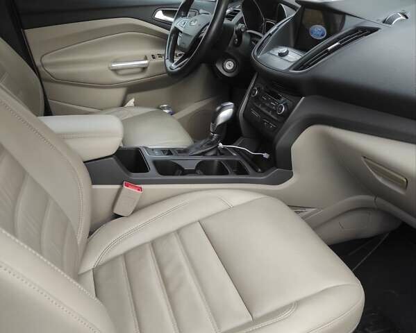 Коричневий Форд Ескейп, об'ємом двигуна 0 л та пробігом 220 тис. км за 12000 $, фото 9 на Automoto.ua