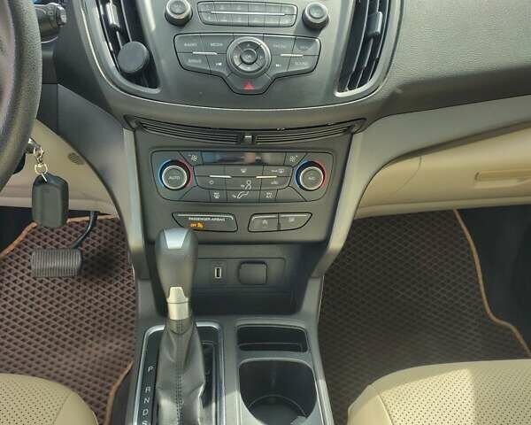 Коричневий Форд Ескейп, об'ємом двигуна 2 л та пробігом 123 тис. км за 14500 $, фото 15 на Automoto.ua