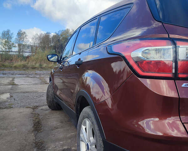 Коричневый Форд Эскейп, объемом двигателя 2.5 л и пробегом 147 тыс. км за 14500 $, фото 7 на Automoto.ua