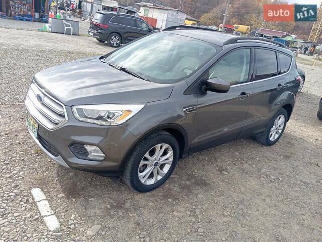 Коричневый Форд Эскейп, объемом двигателя 1.5 л и пробегом 146 тыс. км за 13400 $, фото 1 на Automoto.ua