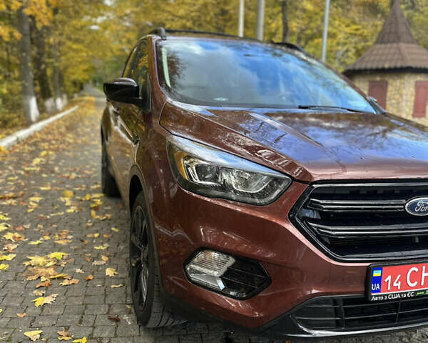 Коричневый Форд Эскейп, объемом двигателя 1.5 л и пробегом 131 тыс. км за 12600 $, фото 5 на Automoto.ua