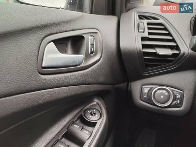 Коричневый Форд Эскейп, объемом двигателя 1.5 л и пробегом 210 тыс. км за 13200 $, фото 9 на Automoto.ua