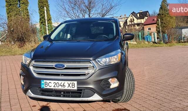 Коричневий Форд Ескейп, об'ємом двигуна 1.5 л та пробігом 168 тис. км за 12250 $, фото 1 на Automoto.ua