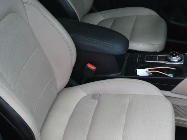 Коричневий Форд Ескейп, об'ємом двигуна 2 л та пробігом 100 тис. км за 9000 $, фото 5 на Automoto.ua