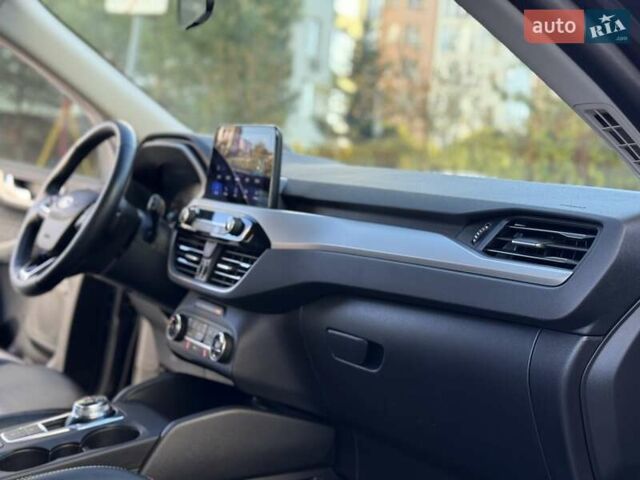 Коричневий Форд Ескейп, об'ємом двигуна 0 л та пробігом 220 тис. км за 13950 $, фото 43 на Automoto.ua