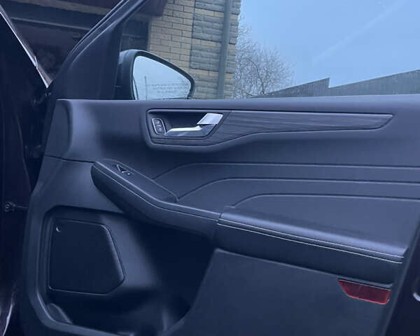 Коричневый Форд Эскейп, объемом двигателя 2.5 л и пробегом 37 тыс. км за 29700 $, фото 2 на Automoto.ua