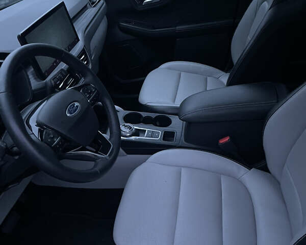 Коричневый Форд Эскейп, объемом двигателя 2.5 л и пробегом 37 тыс. км за 29700 $, фото 13 на Automoto.ua