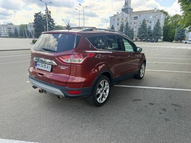 Форд Эскейп 2015 в Кропивницком (Кировограде) на Automoto.ua Красный Форд Эскейп, объемом двигателя 2 л и пробегом 170 тыс. км за 13200 $, фото 3 на Automoto.ua