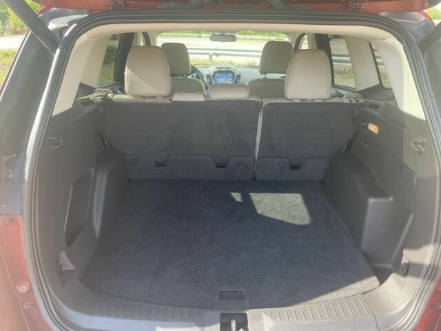 Красный Форд Эскейп, объемом двигателя 1.6 л и пробегом 129 тыс. км за 11000 $, фото 17 на Automoto.ua