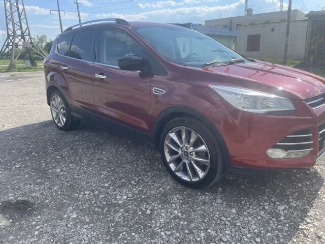 Красный Форд Эскейп, объемом двигателя 1.6 л и пробегом 129 тыс. км за 11000 $, фото 4 на Automoto.ua