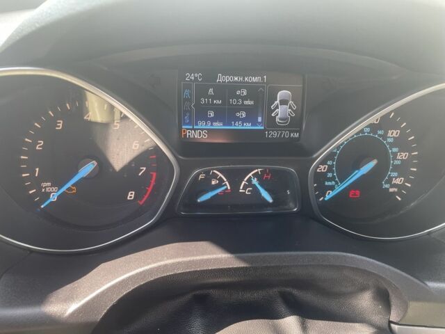 Красный Форд Эскейп, объемом двигателя 1.6 л и пробегом 129 тыс. км за 11000 $, фото 15 на Automoto.ua