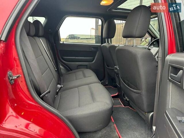 Червоний Форд Ескейп, об'ємом двигуна 2.97 л та пробігом 224 тис. км за 8490 $, фото 10 на Automoto.ua