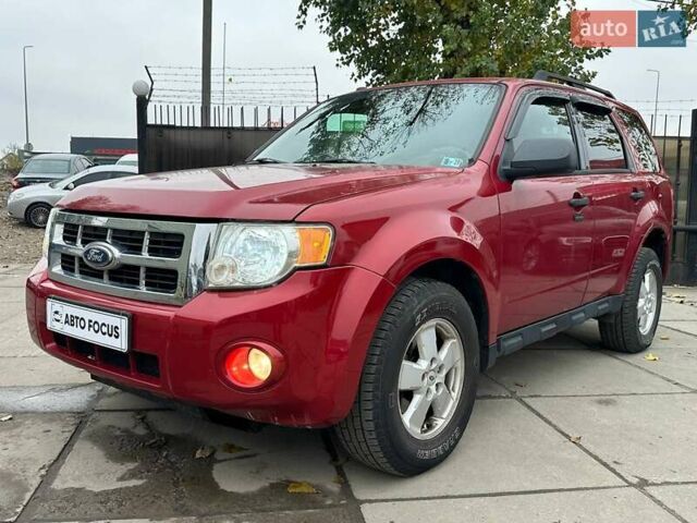 Червоний Форд Ескейп, об'ємом двигуна 2.97 л та пробігом 224 тис. км за 8490 $, фото 2 на Automoto.ua