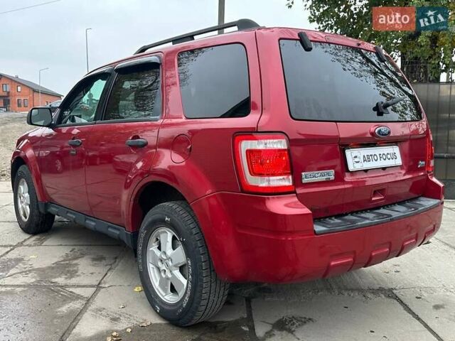 Красный Форд Эскейп, объемом двигателя 2.97 л и пробегом 224 тыс. км за 7990 $, фото 6 на Automoto.ua