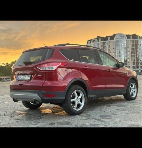 Форд Эскейп 2012 в Кременчуге на Automoto.ua Красный Форд Эскейп, объемом двигателя 2 л и пробегом 183 тыс. км за 9000 $, фото 3 на Automoto.ua