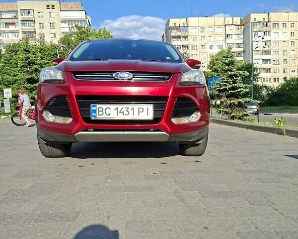 Красный Форд Эскейп, объемом двигателя 2 л и пробегом 228 тыс. км за 10850 $, фото 8 на Automoto.ua
