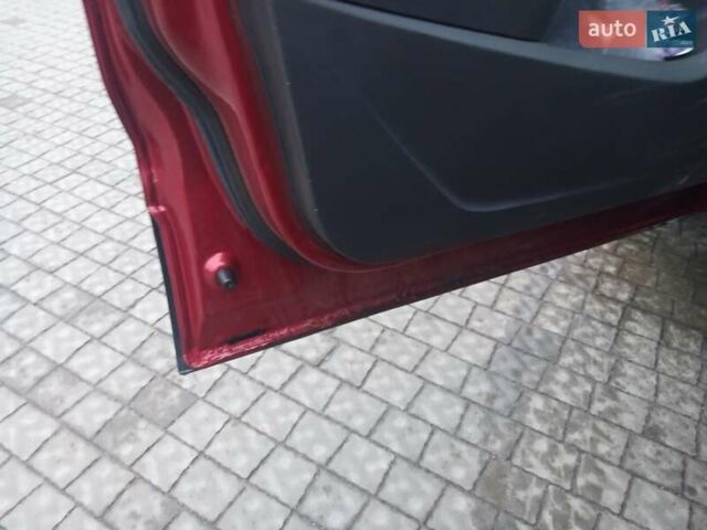 Червоний Форд Ескейп, об'ємом двигуна 2 л та пробігом 239 тис. км за 10300 $, фото 15 на Automoto.ua