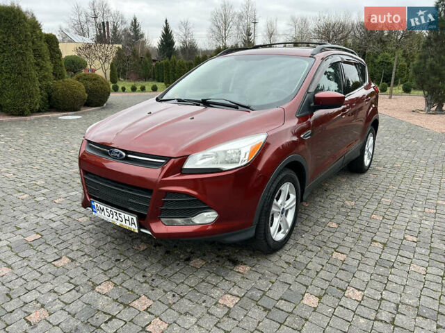 Красный Форд Эскейп, объемом двигателя 2 л и пробегом 206 тыс. км за 9500 $, фото 19 на Automoto.ua