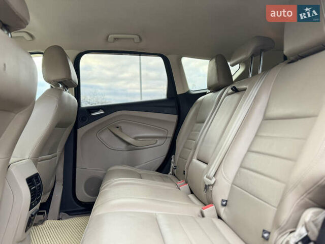 Червоний Форд Ескейп, об'ємом двигуна 2 л та пробігом 240 тис. км за 10500 $, фото 14 на Automoto.ua