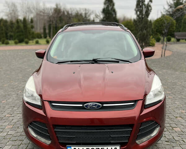 Красный Форд Эскейп, объемом двигателя 2 л и пробегом 206 тыс. км за 9500 $, фото 21 на Automoto.ua